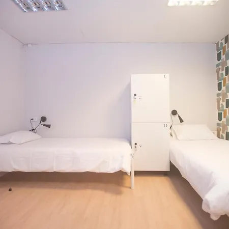 Aerostay ' Self Check-in Moreira (Porto)