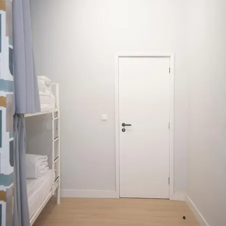 Hostel Aerostay
