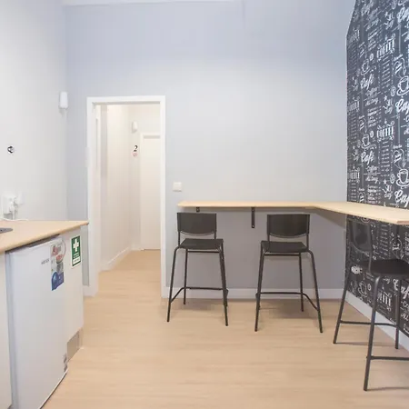 Hostel Aerostay